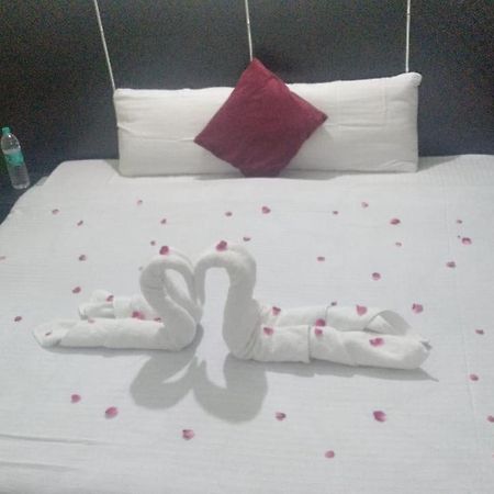 The Palm Tree -Family Stay Amritsar Ngoại thất bức ảnh